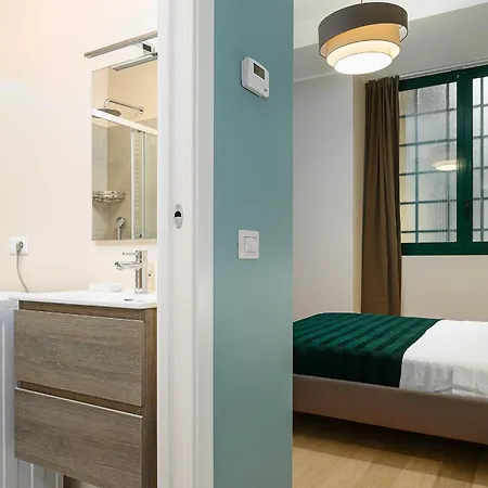 Apartment In Porta Garibaldi & Chinatown - Center Well Connected