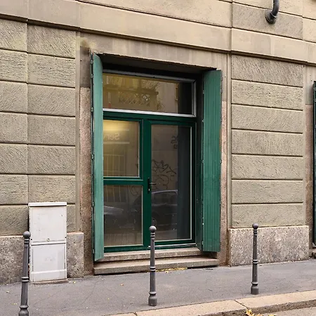 In Porta Garibaldi & Chinatown - Center Well Connected Apartment Milan