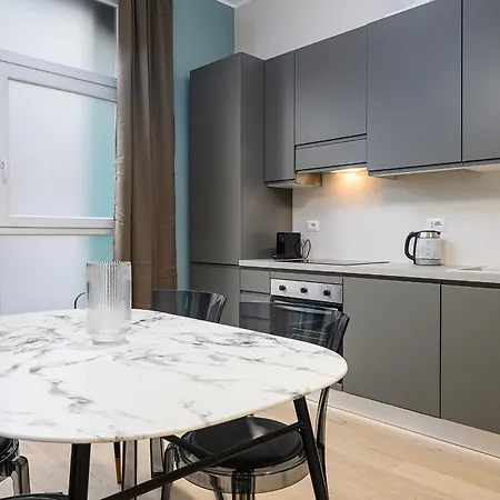 Appartamento In Porta Garibaldi & Chinatown - Center Well Connected Milano
